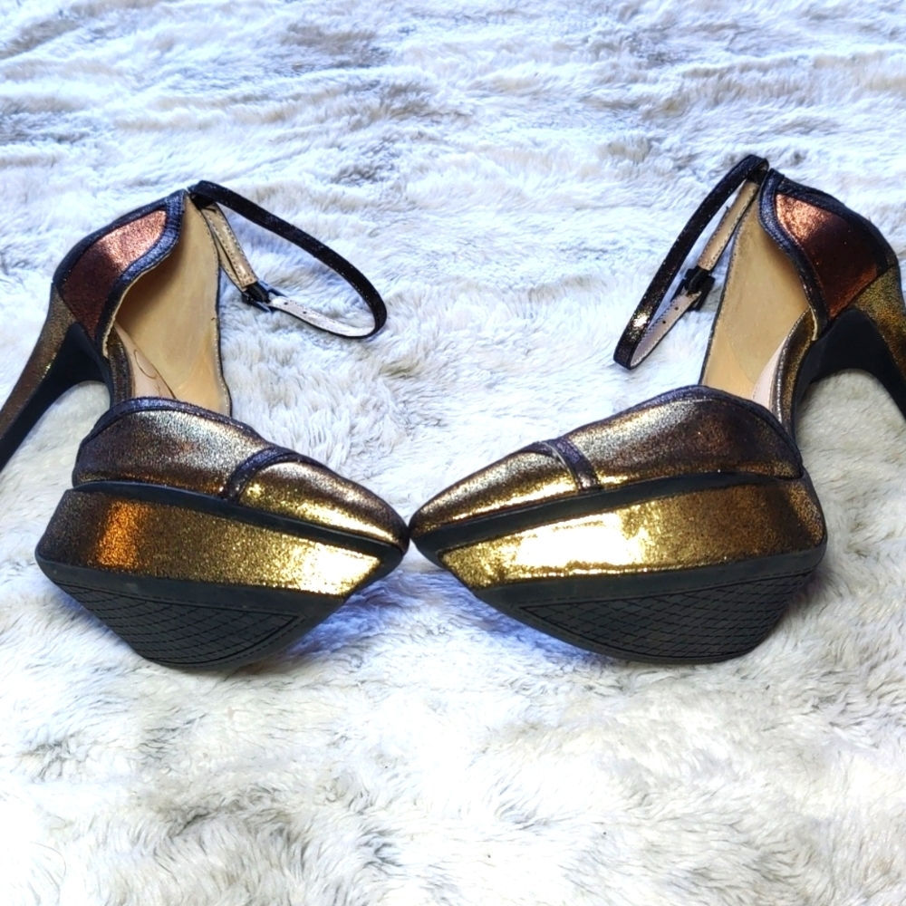 Jessica Simpson Vindie 8M Metallic Gold and Copper Ankle Strap Platform Heels - Picture 9 of 15